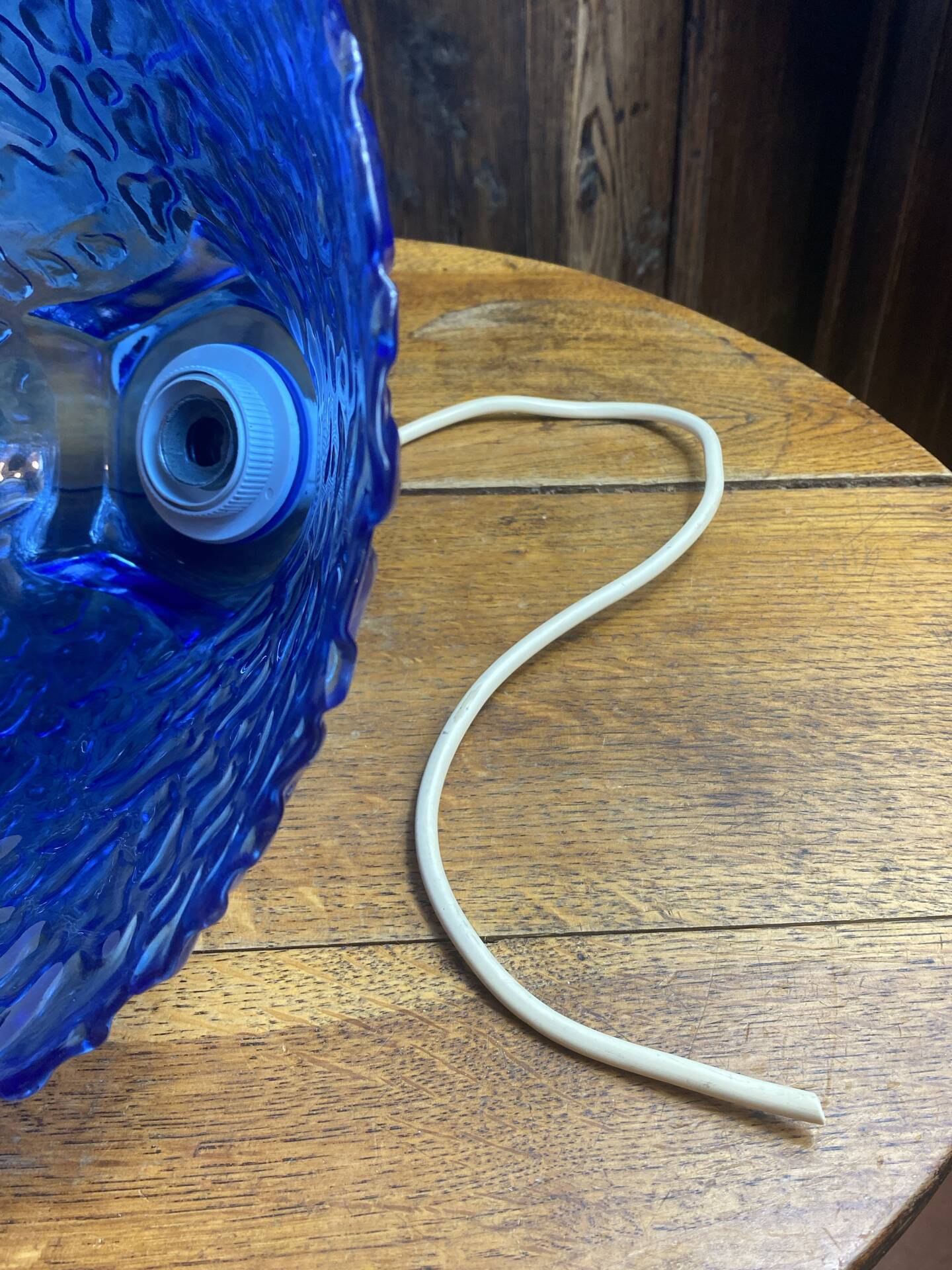 Blue moulded glass suspension