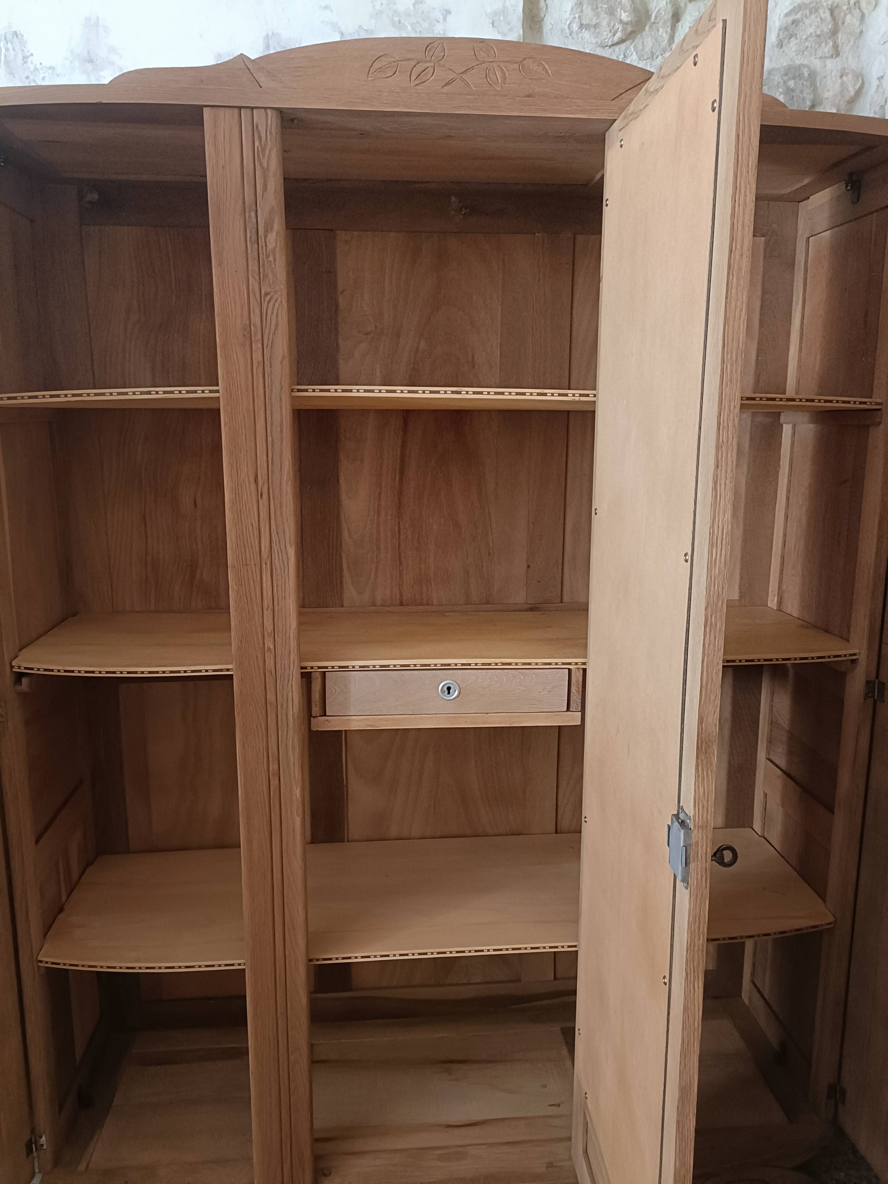 Armoire Art Déco rénovée
