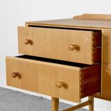 Midcentury Meredew Sideboard / Chest Of Drawers In Oak. Vintage Modern