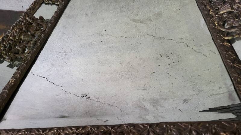 ANCIENT MIRROR WITH PARCLOSES FROM THE NAPOLEON III ERA