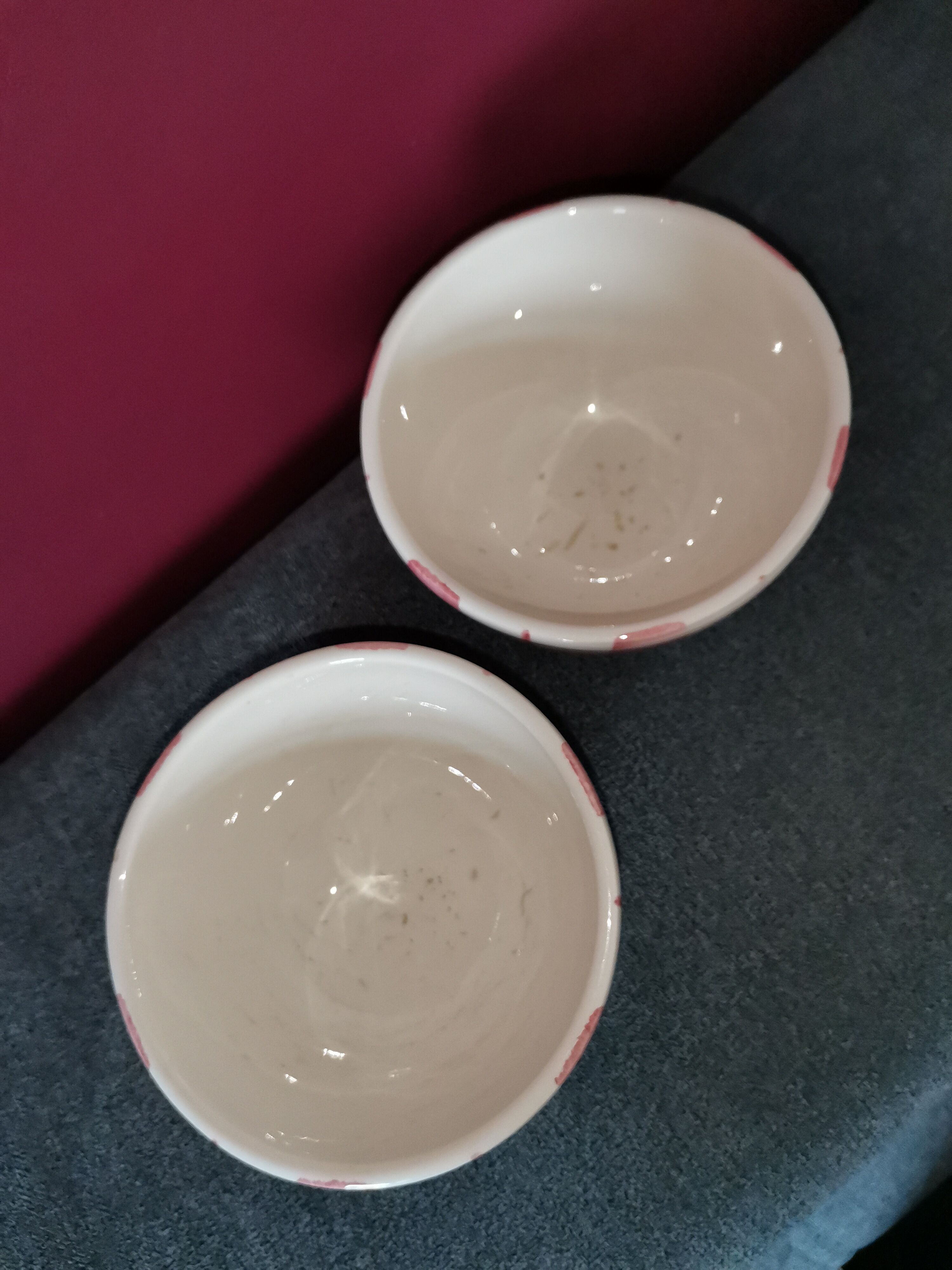 Red scottish bowls
