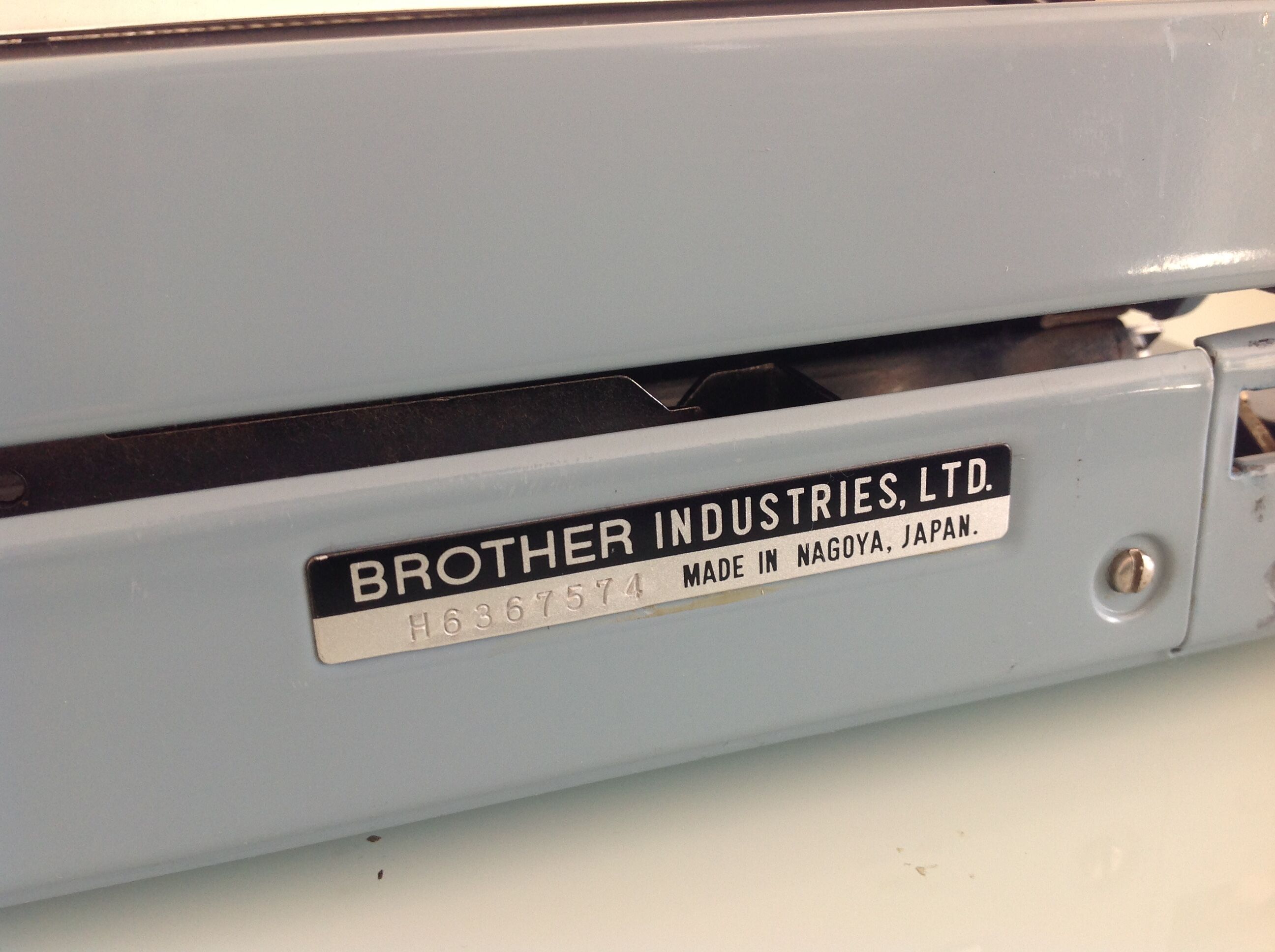 Machine write pastel blue Brother vintage 60s