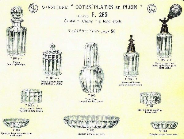 Ensemble de toilette en cristal de Baccarat modèle cannelures (avant 1936)