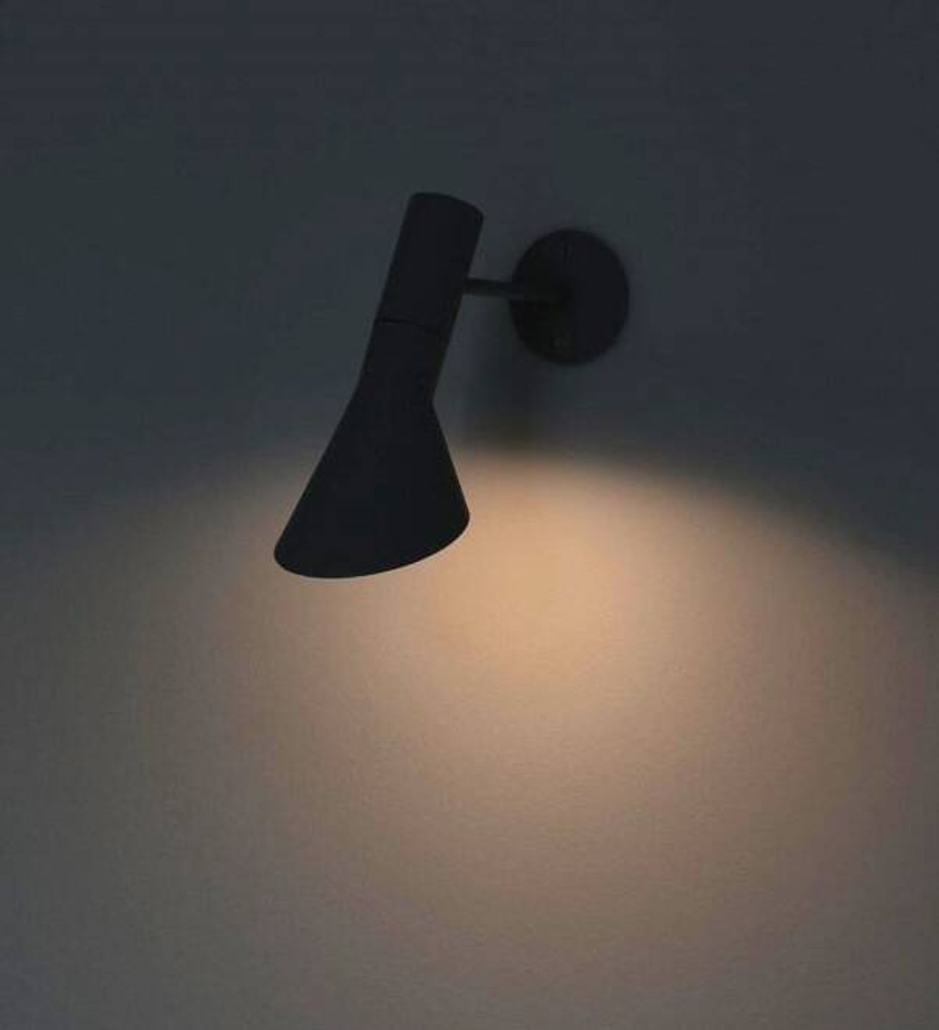 Applique murale Visor par Arne Jacobsen pour Louis Poulsen, 1957, Danemark