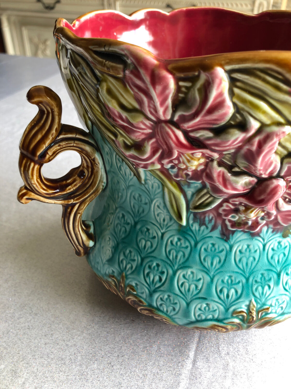 Slip pot cover
