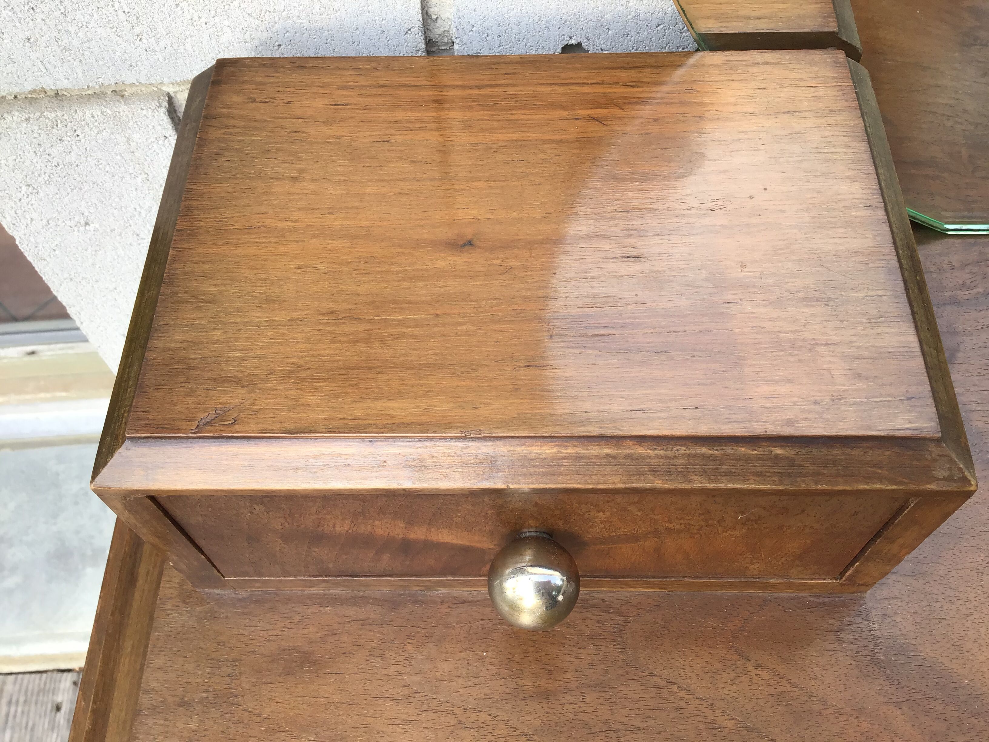 Art deco hairdresser office 4 drawers