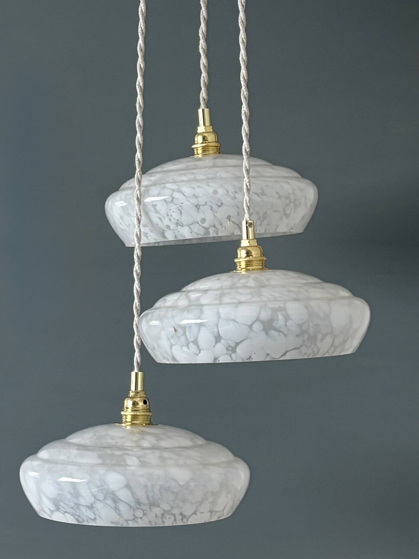 Vintage triple suspension lampshade in Clichy glass bench