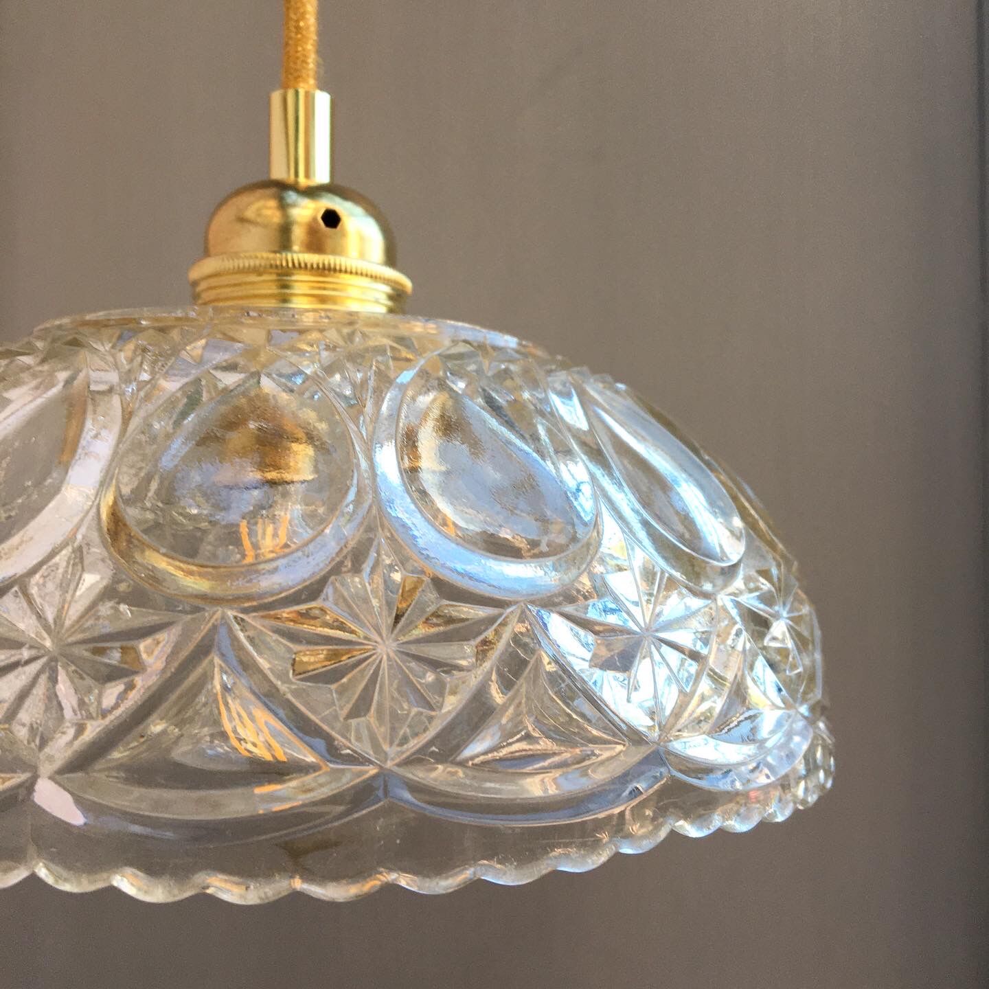 Hanging created with a vintage salad bowl and chiseled glass