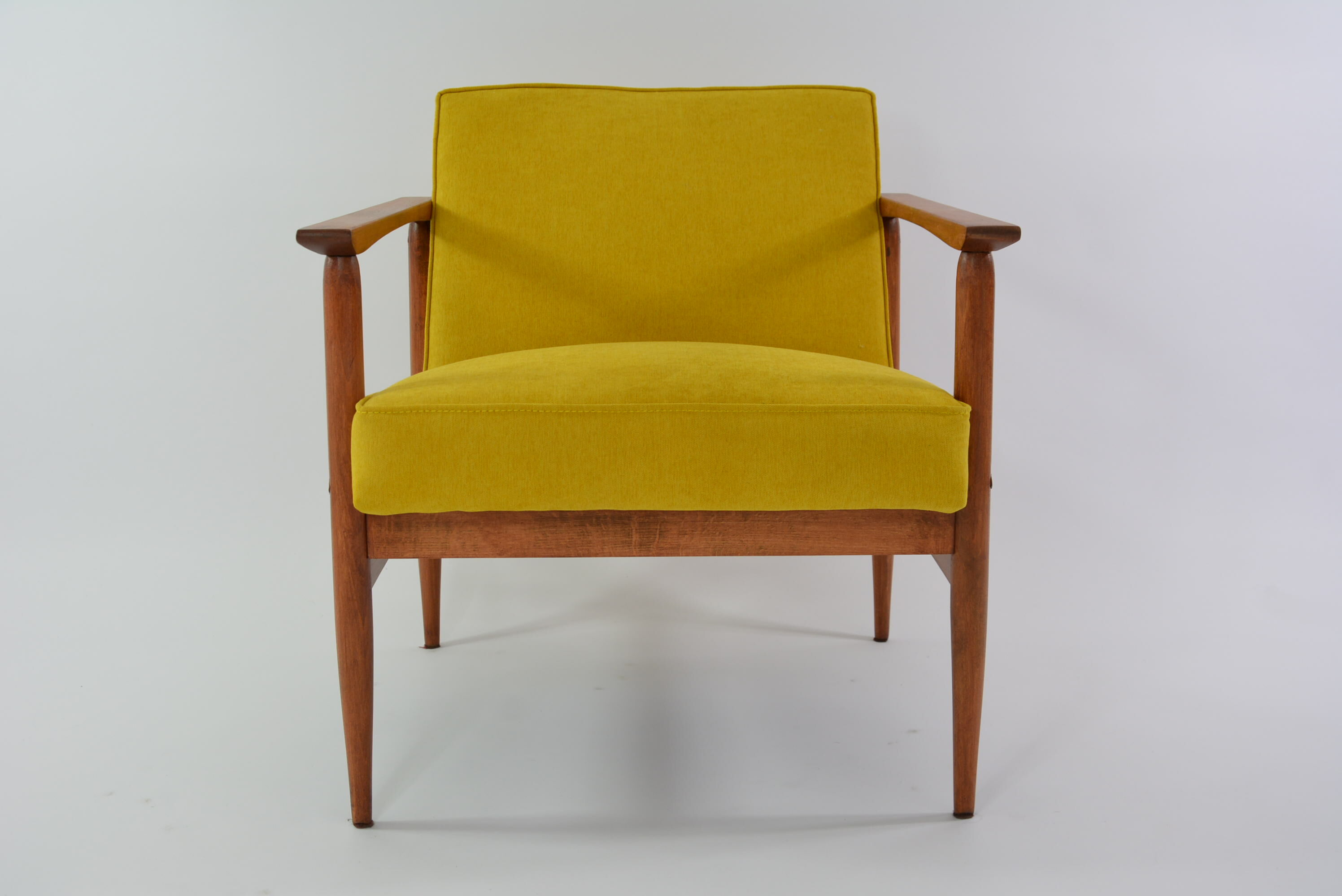 Yellow armchair M