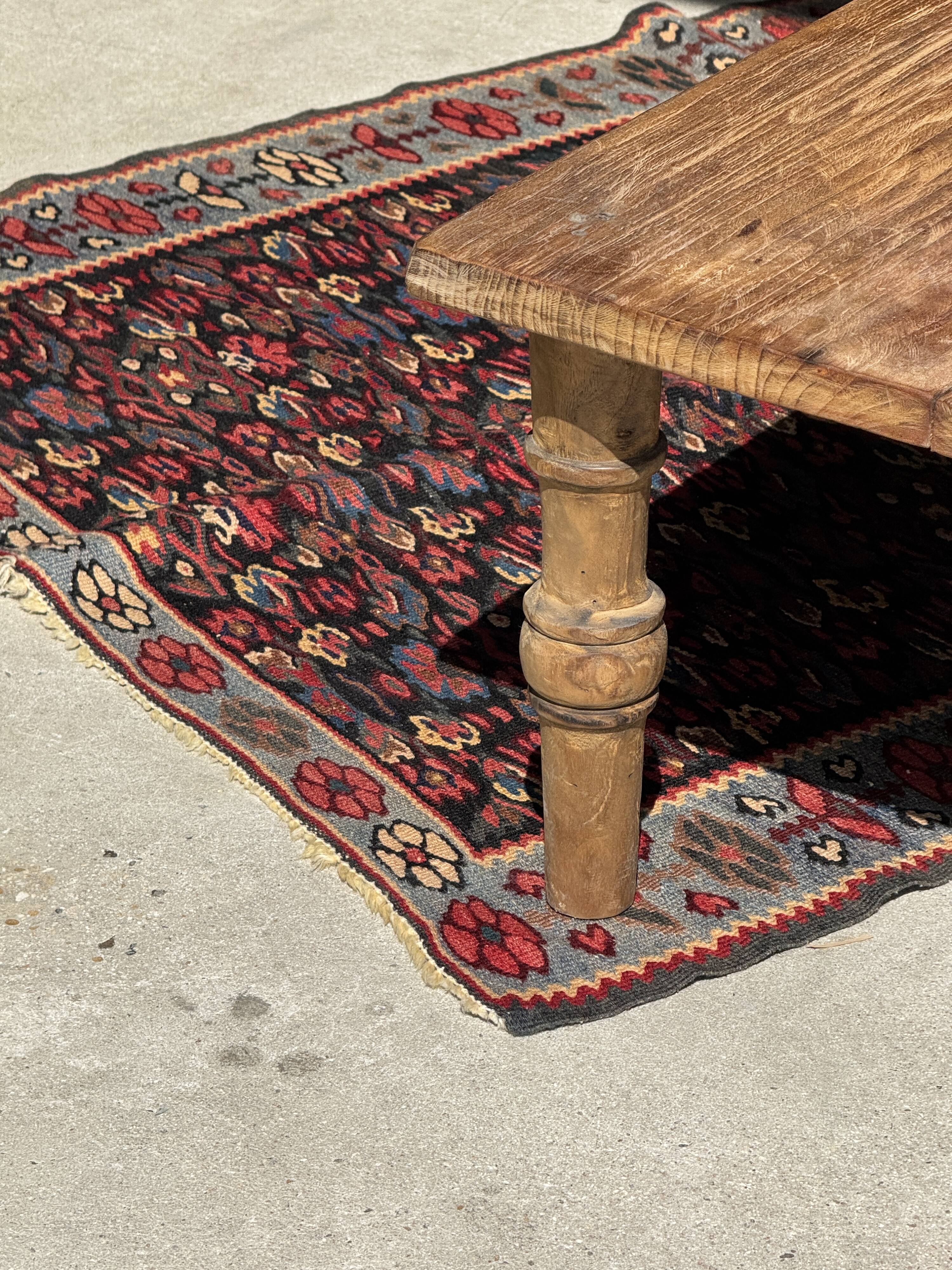 Iranian rug with stylised floral patterns in pink and blue, 155x105.