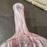 Vase ancien carré ou carafe en pate de verre soufflé ciselé style Clichy rose