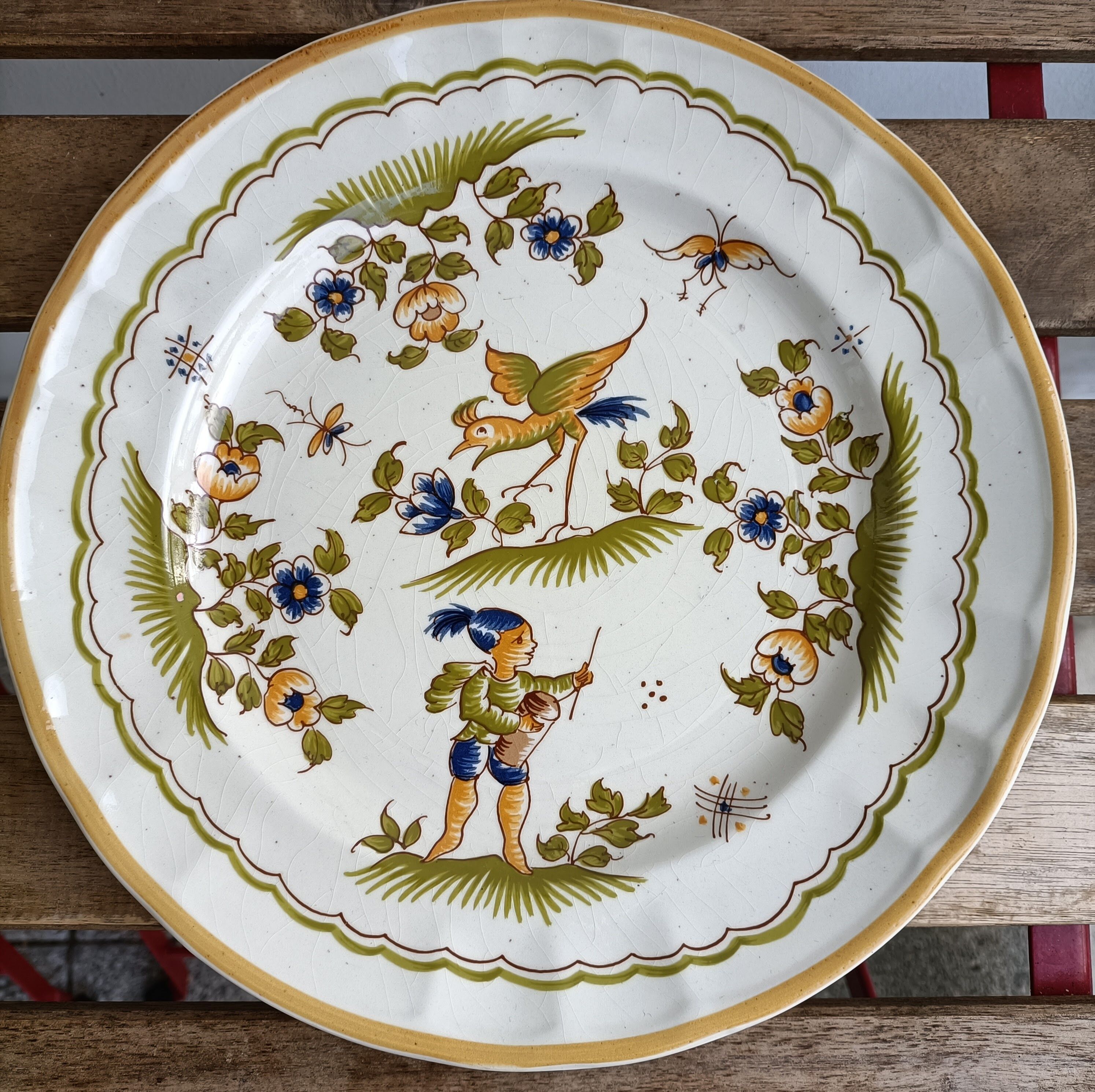 Old plate reproduction Old Moustiers 70s decorations Moustiers