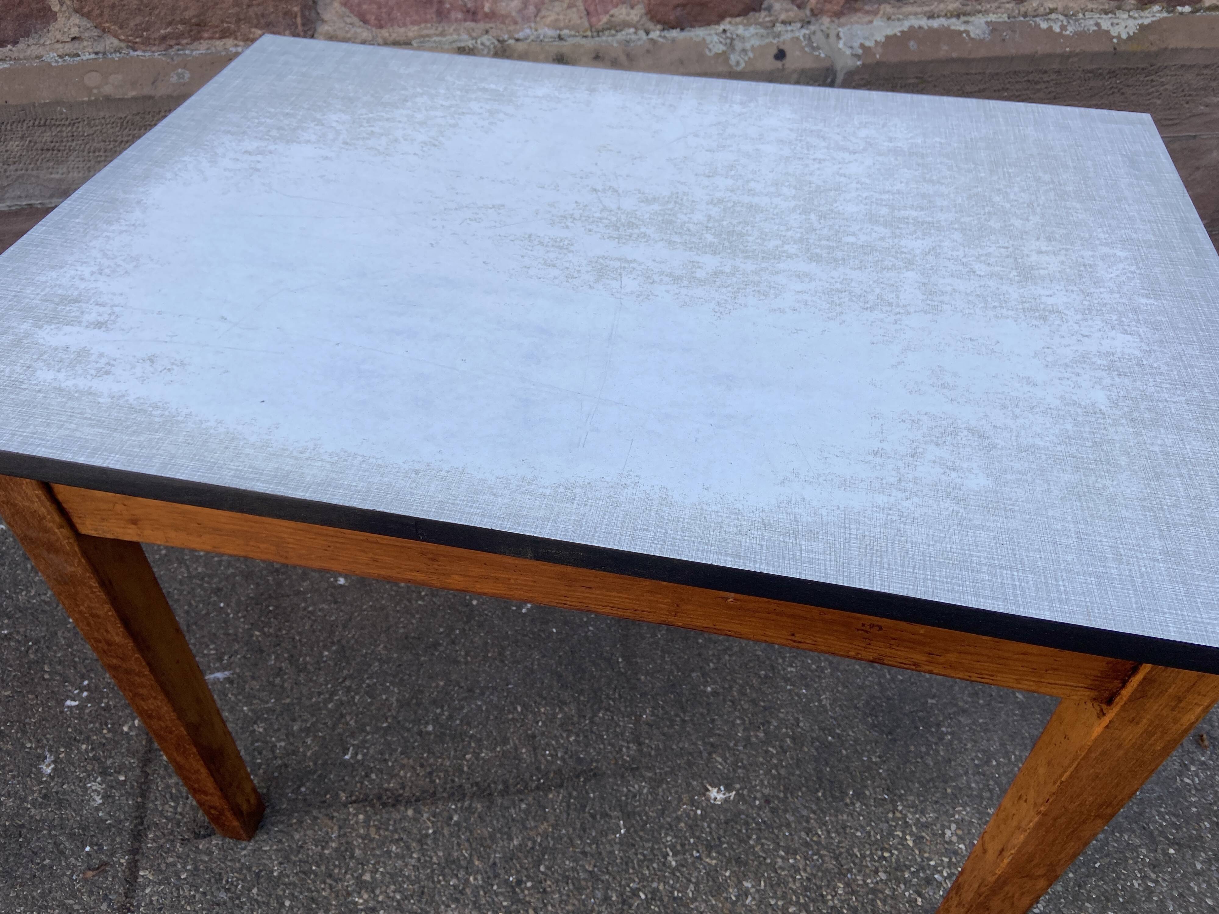 Mid-century kitchen table Formica 1960 french table