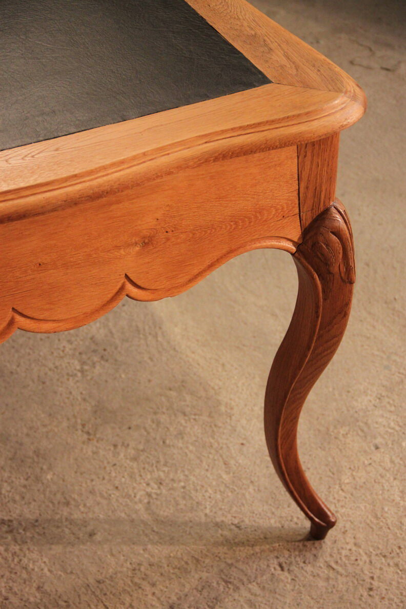 Bureau plat chêne Louis XV