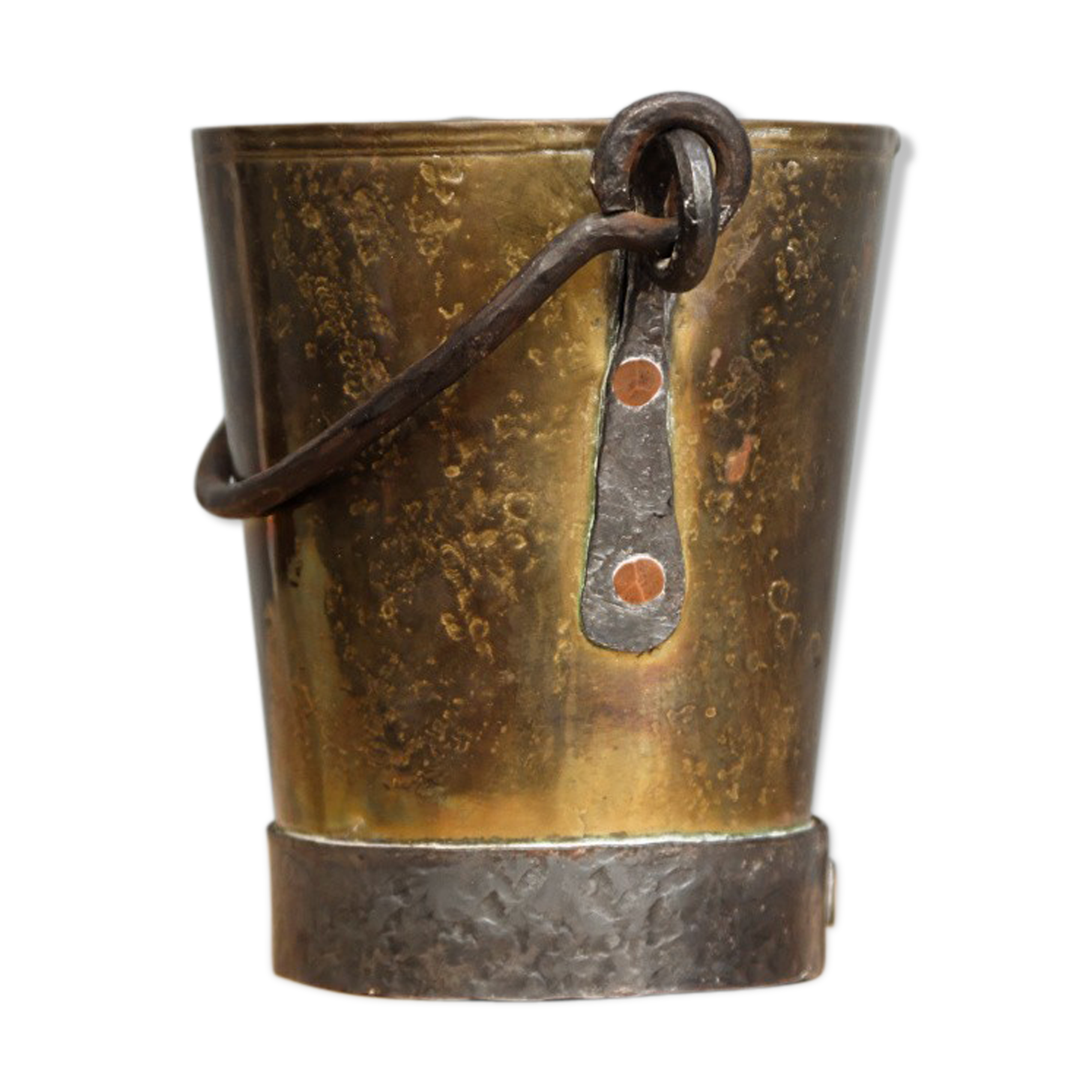 Small hammered bucket, copper, wrought iron