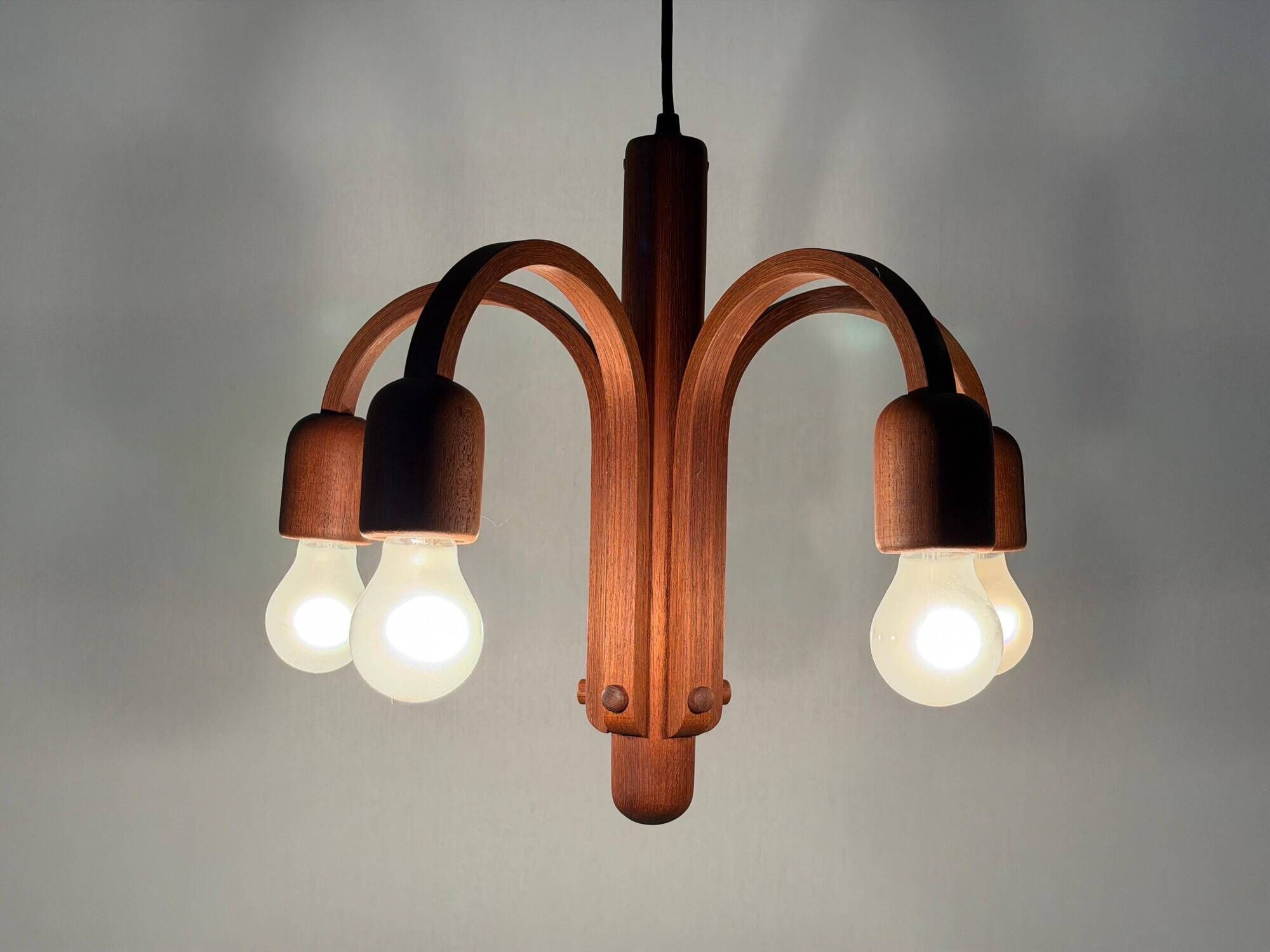 Suspended Sputnik counterweight lamp with 5 arms in teak by Domus, 1970s, Italy.