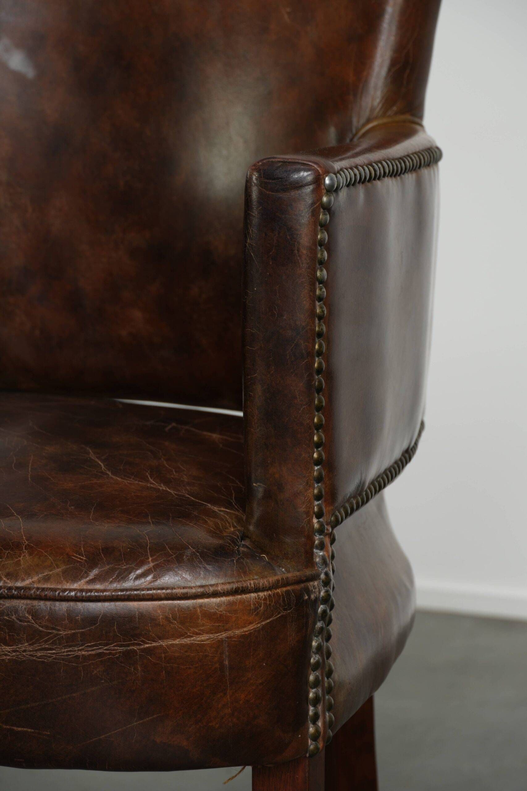 Characterful set of 6 cowhide dining chairs made of grained leather