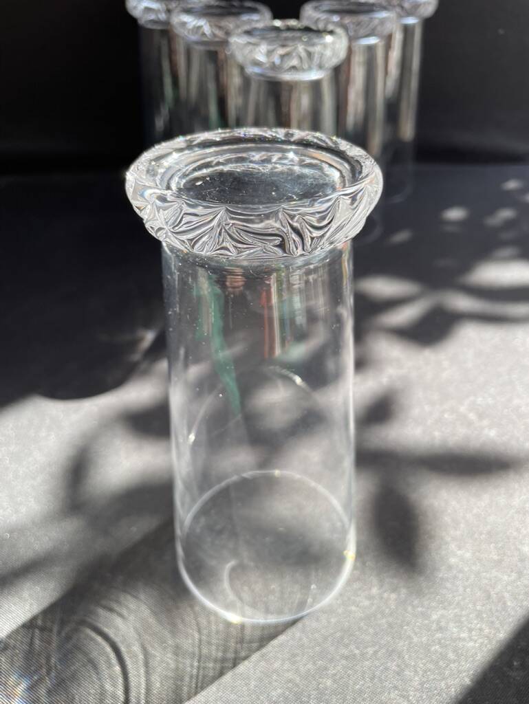 6 Daum Kim service large glasses