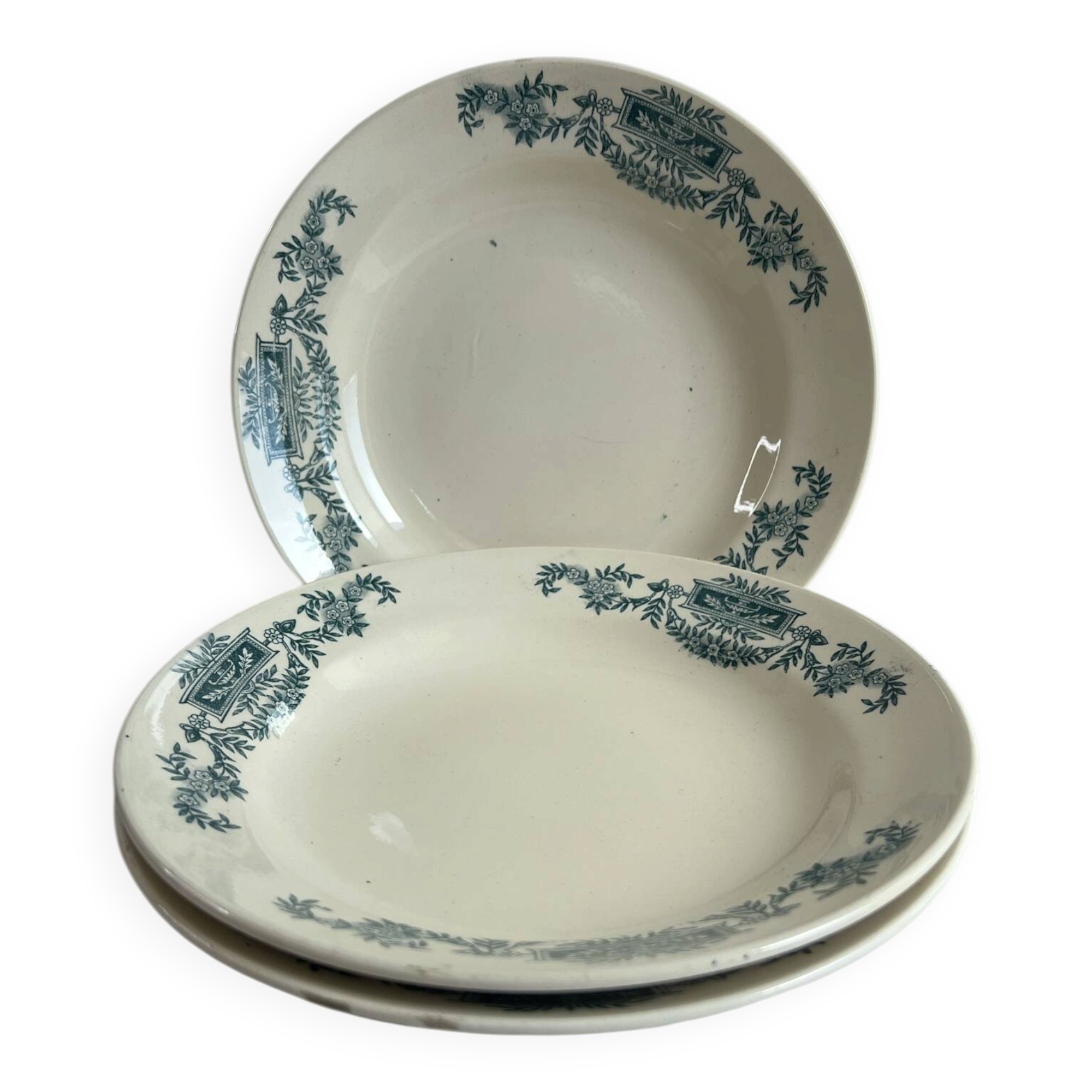 Assiette creuse Longchamp Lutèce en terre de fer