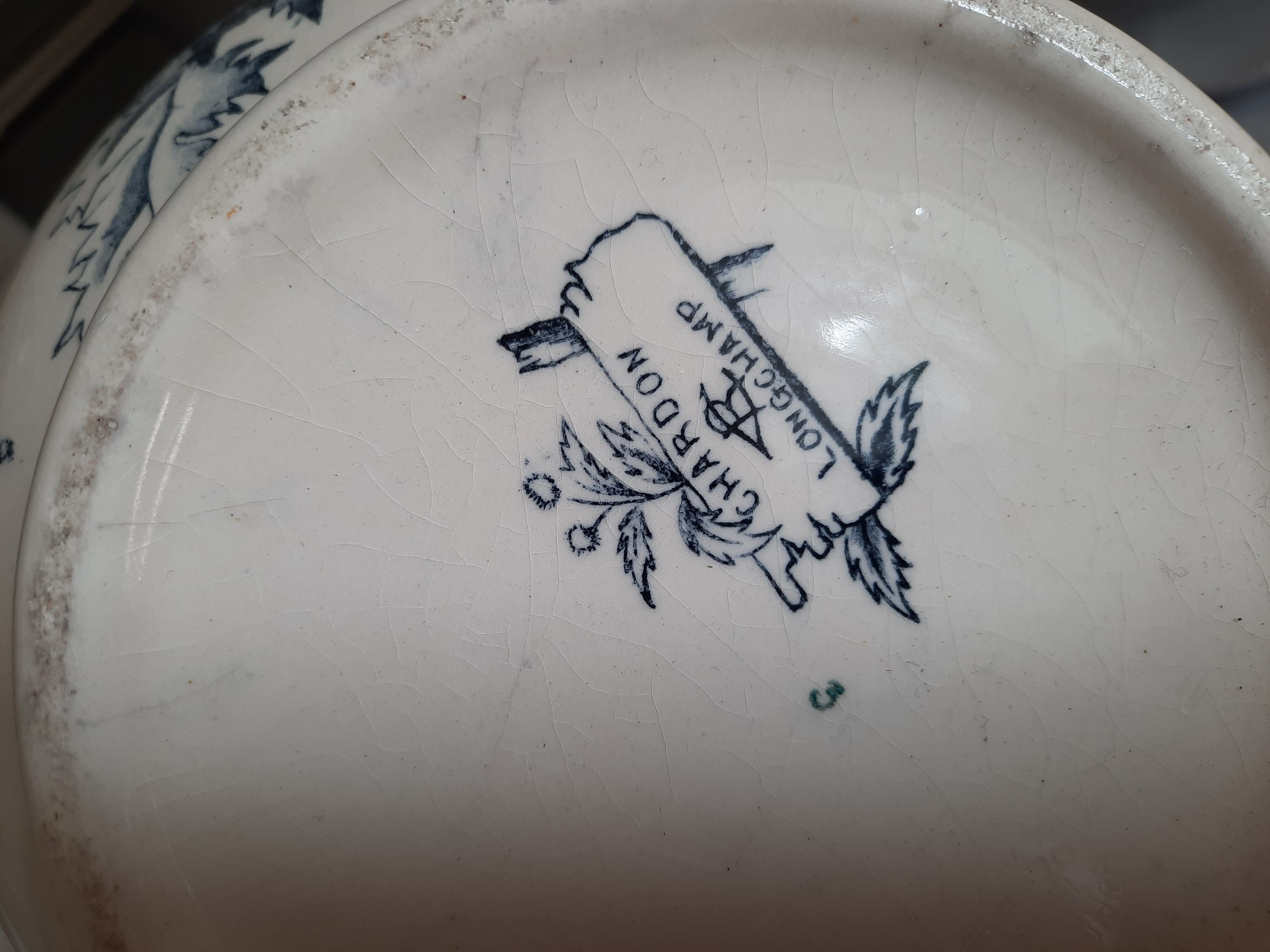 Broc in earthenware iron earth longchamp model thistle