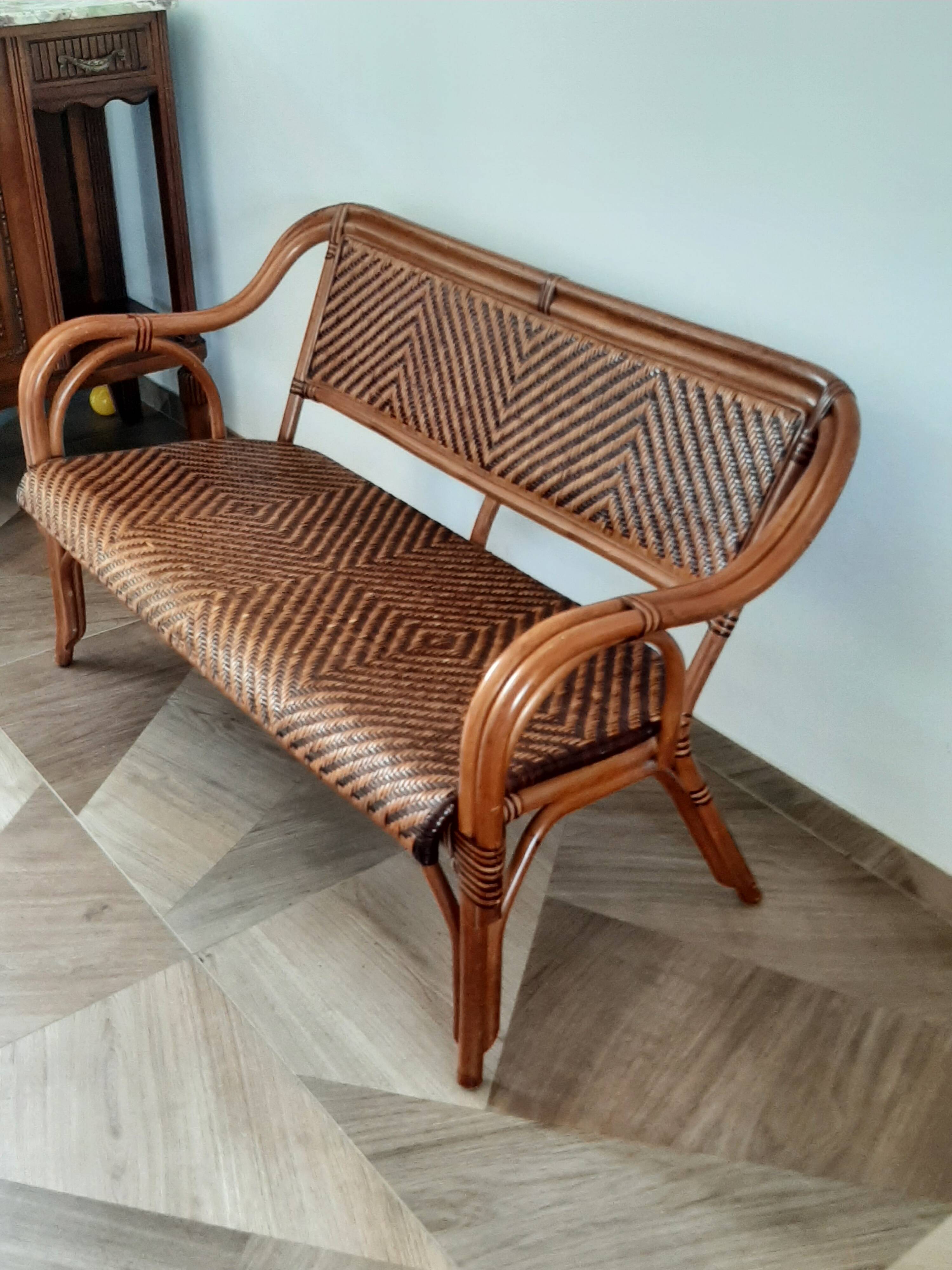 Vintage -Braided rattan sofa - chevron pattern