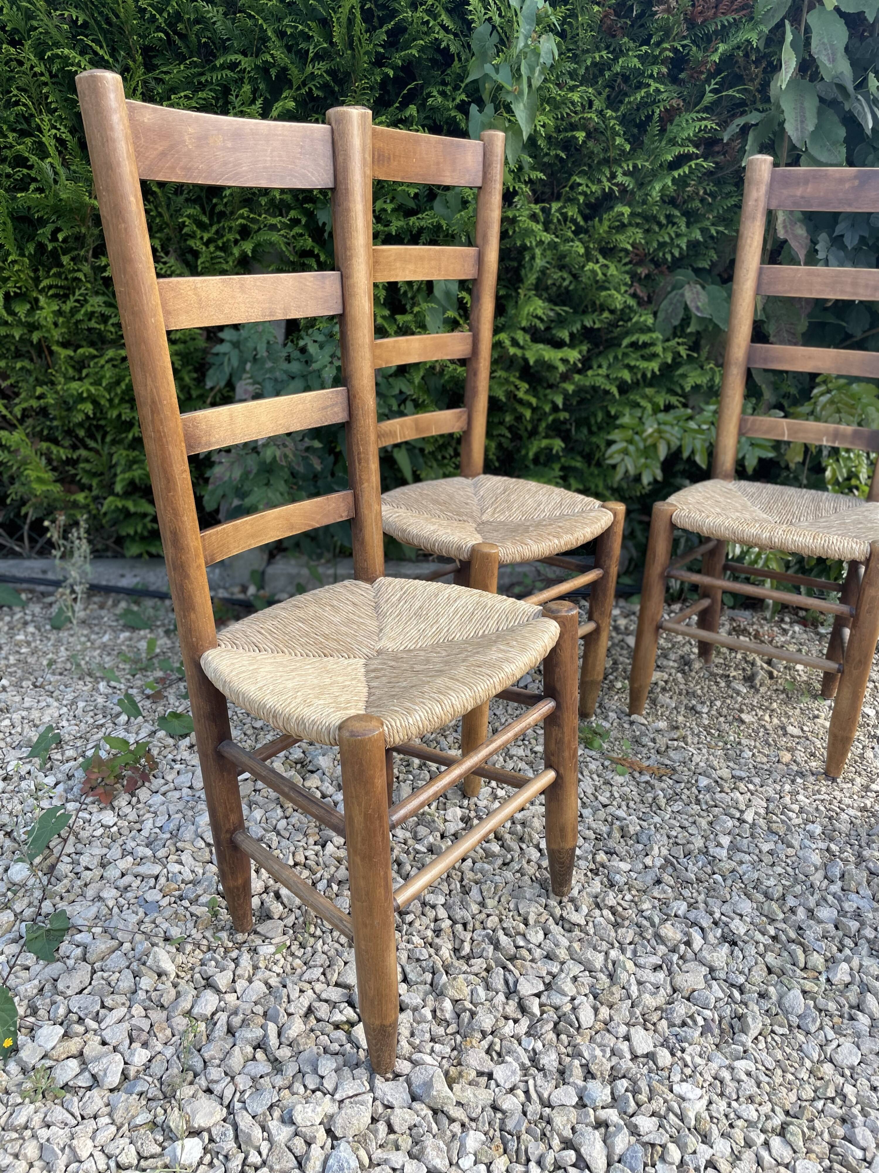 Set of 4 straw chairs