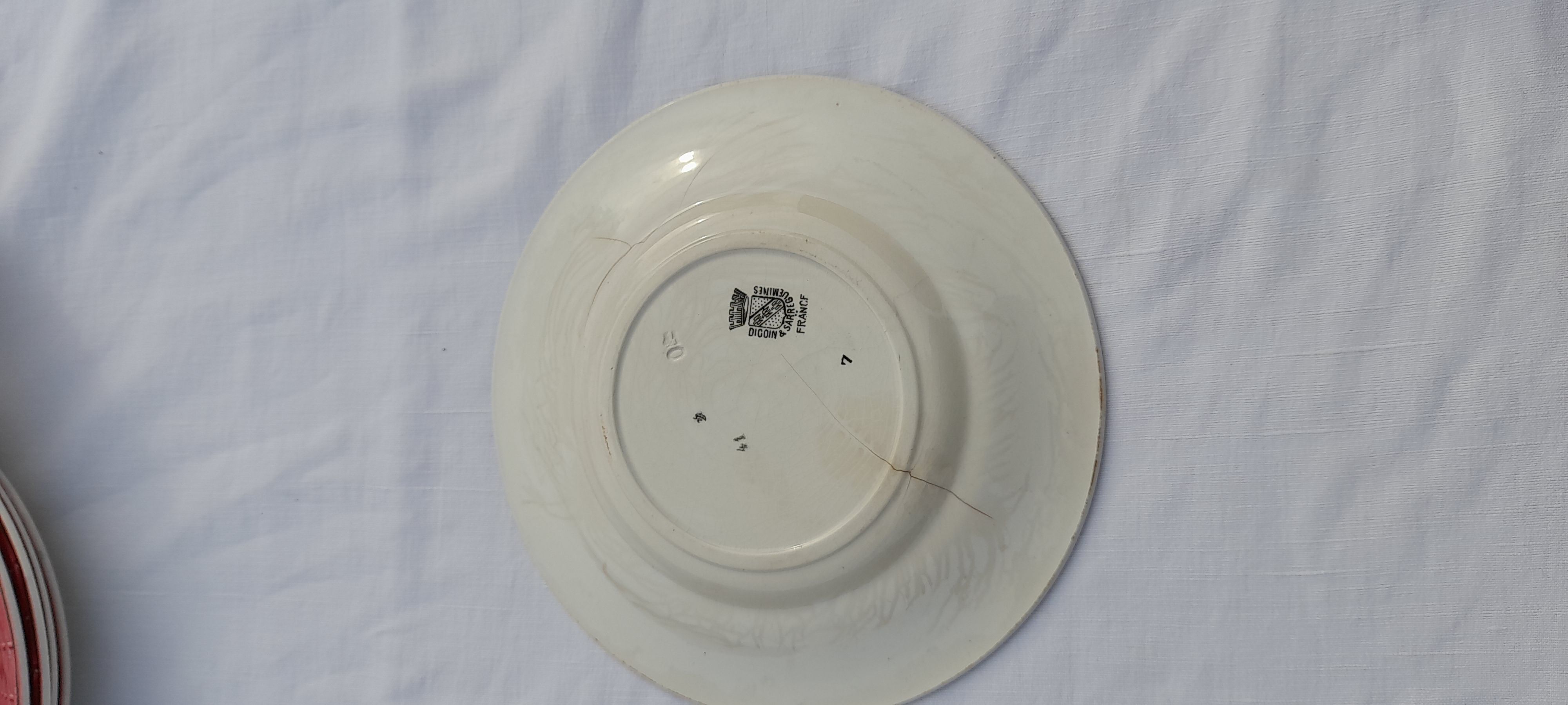 Digoin Sarreguemeines earthenware dessert plate month of July diam 18 cm