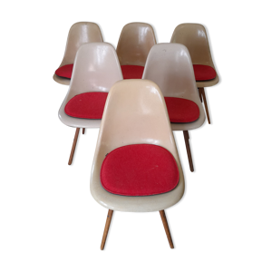 Suite de six chaises DSW de Charles