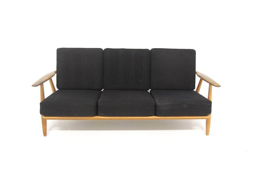 Scandinavian 3-seater sofa "Cigar chair GE 240" Hans J. Wegner, Denmark, 1960