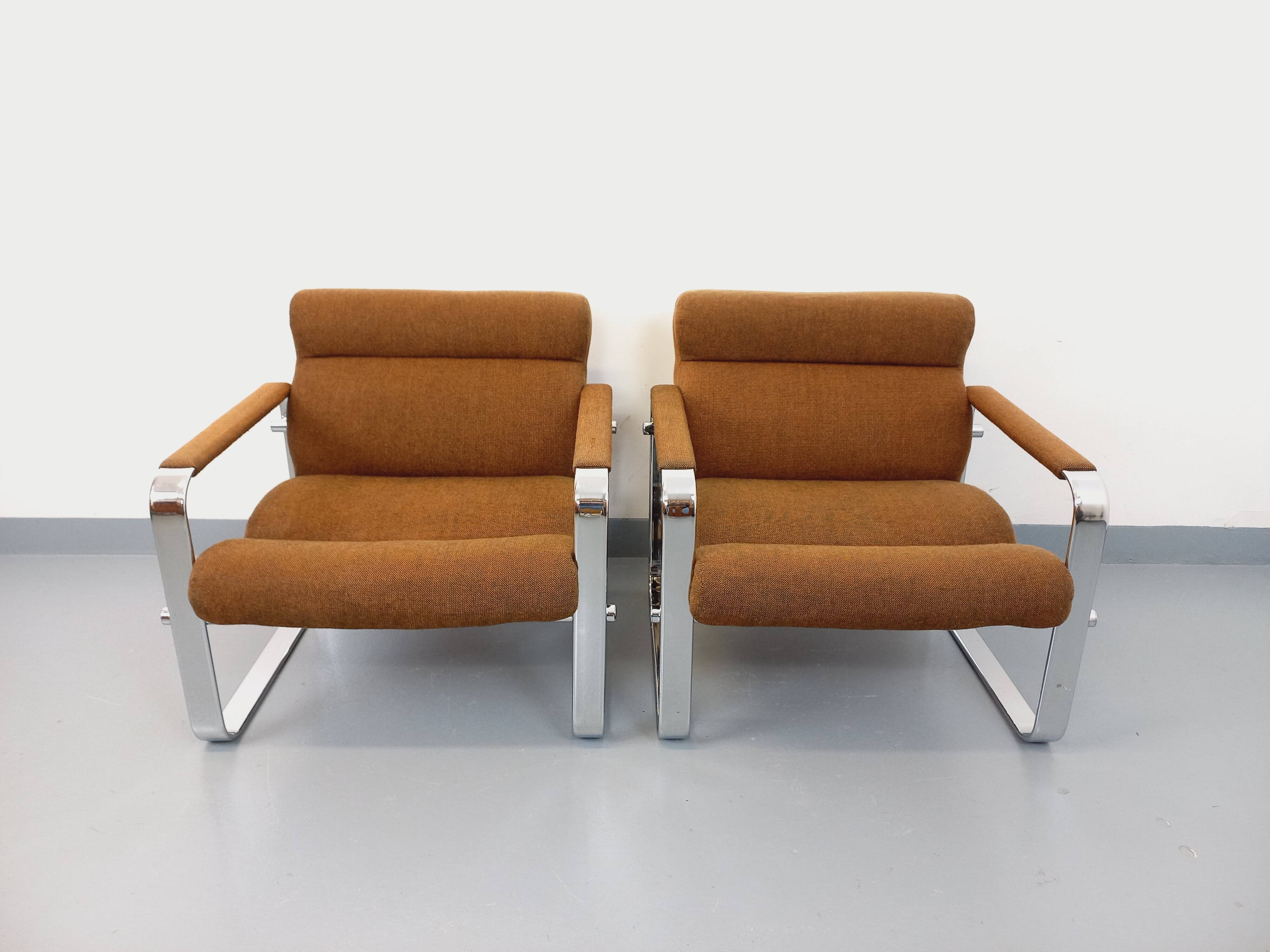 Pair of vintage Eero Aarnio armchairs for Framac in fabric and chrome 1970.