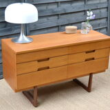 Commode minimaliste par Uniflex