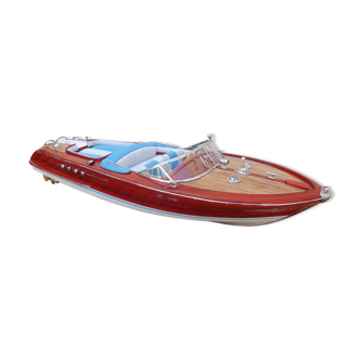 Model boat Riva