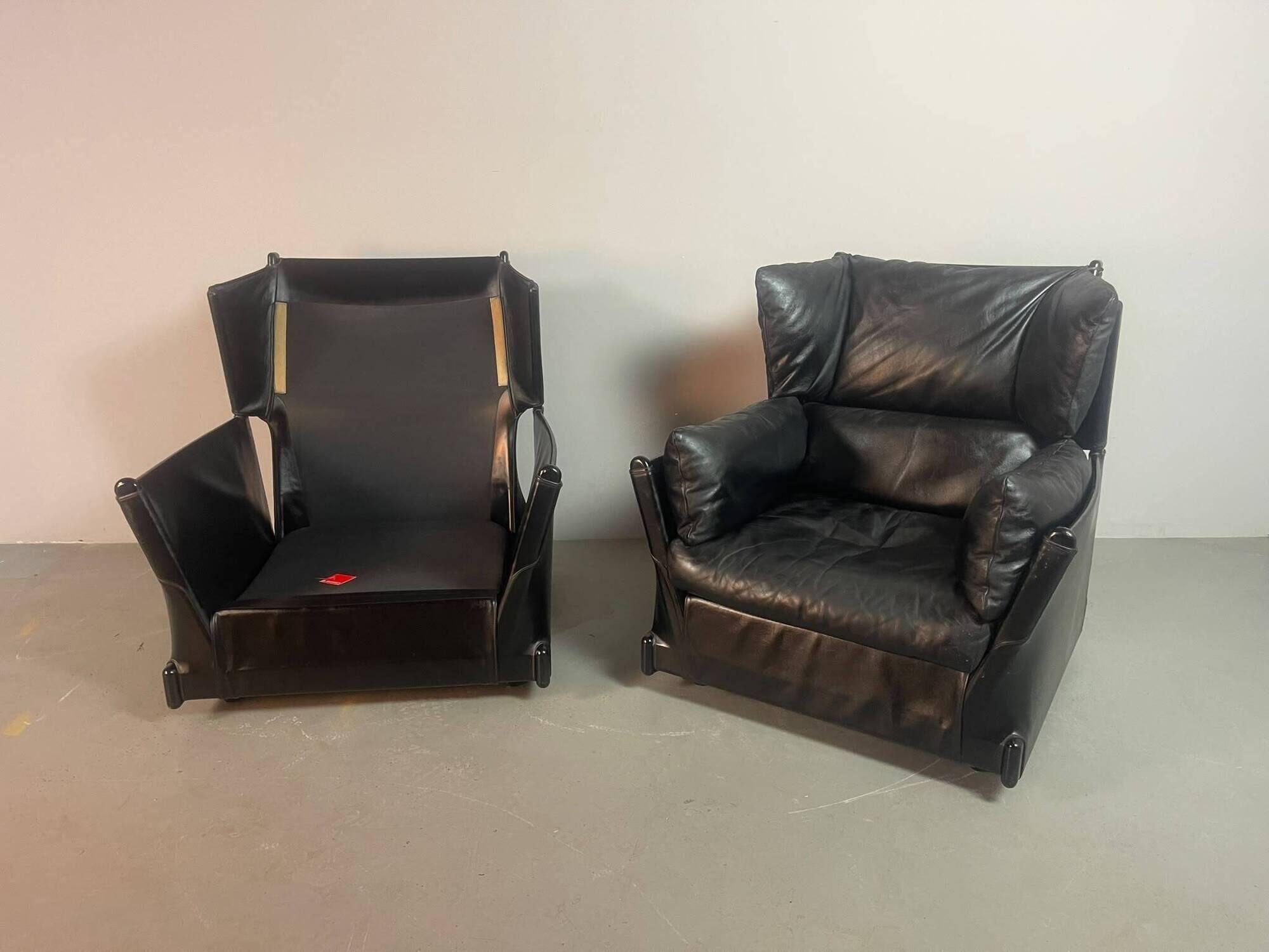 Cassina Lounge Chairs ‘Viola d’Amore’ by Piero de Martini