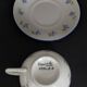 Tasse en porcelaine décor aux barbeaux peint à la main A.M