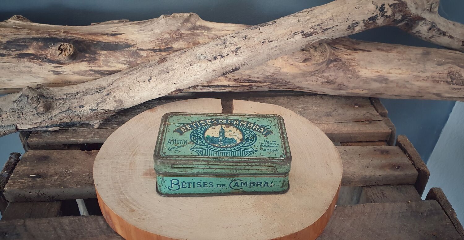 Box in the state bêtises de Cambrai