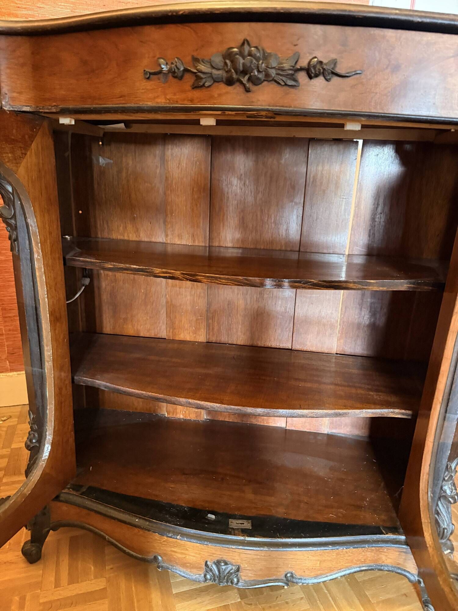 Display cabinet, low bookshelf from the Napoleonic III period.