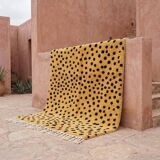 Beni Ourain Berber rug made of natural wool, handmade, 150/250 cm.