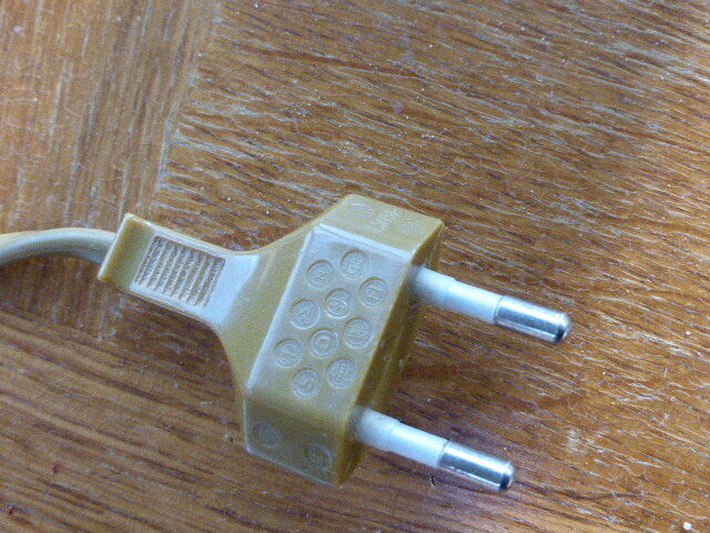 Reglable brass table lamp
