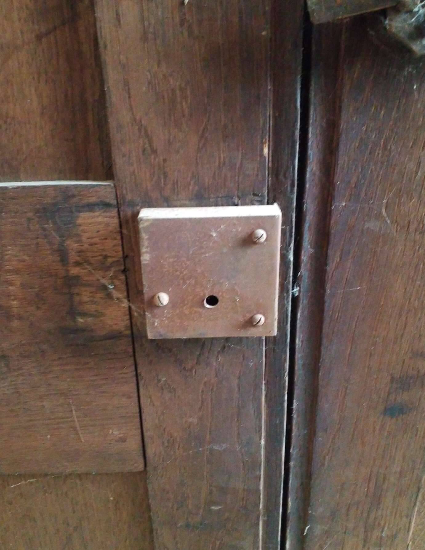 Pair of cabinet doors