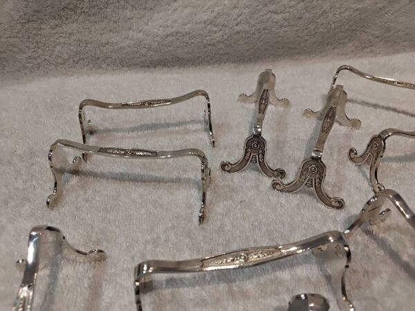 12 porte couteaux métal argenté Christofle Marie Antoinette LXVI