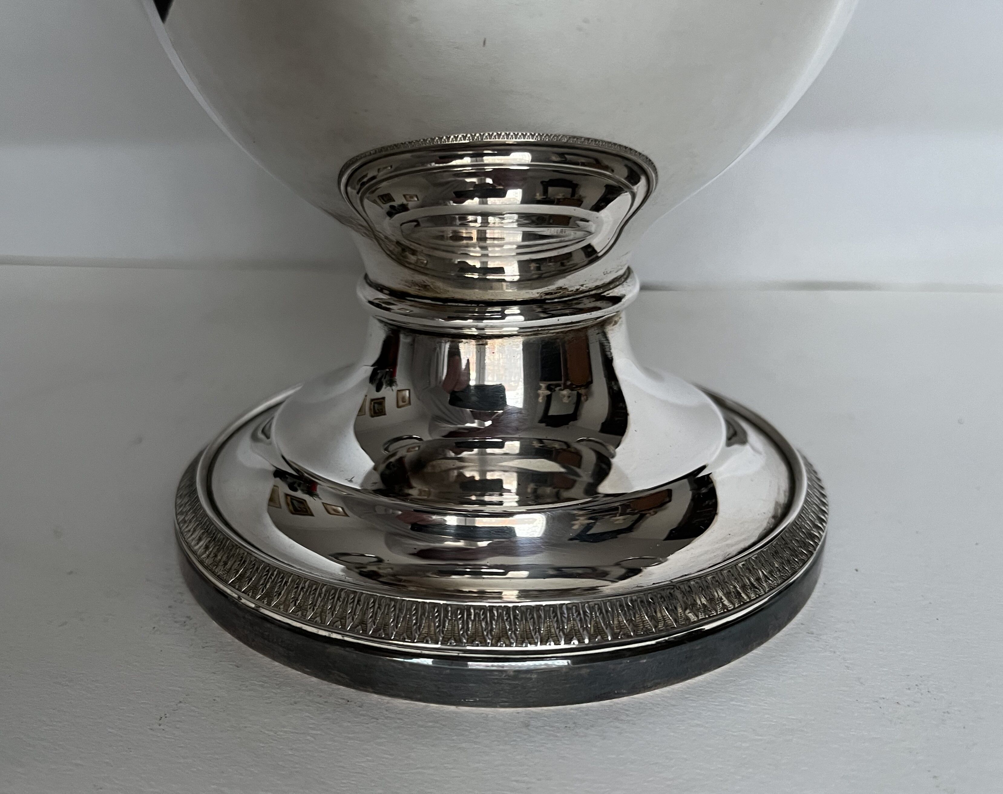 Silver metal ice bucket