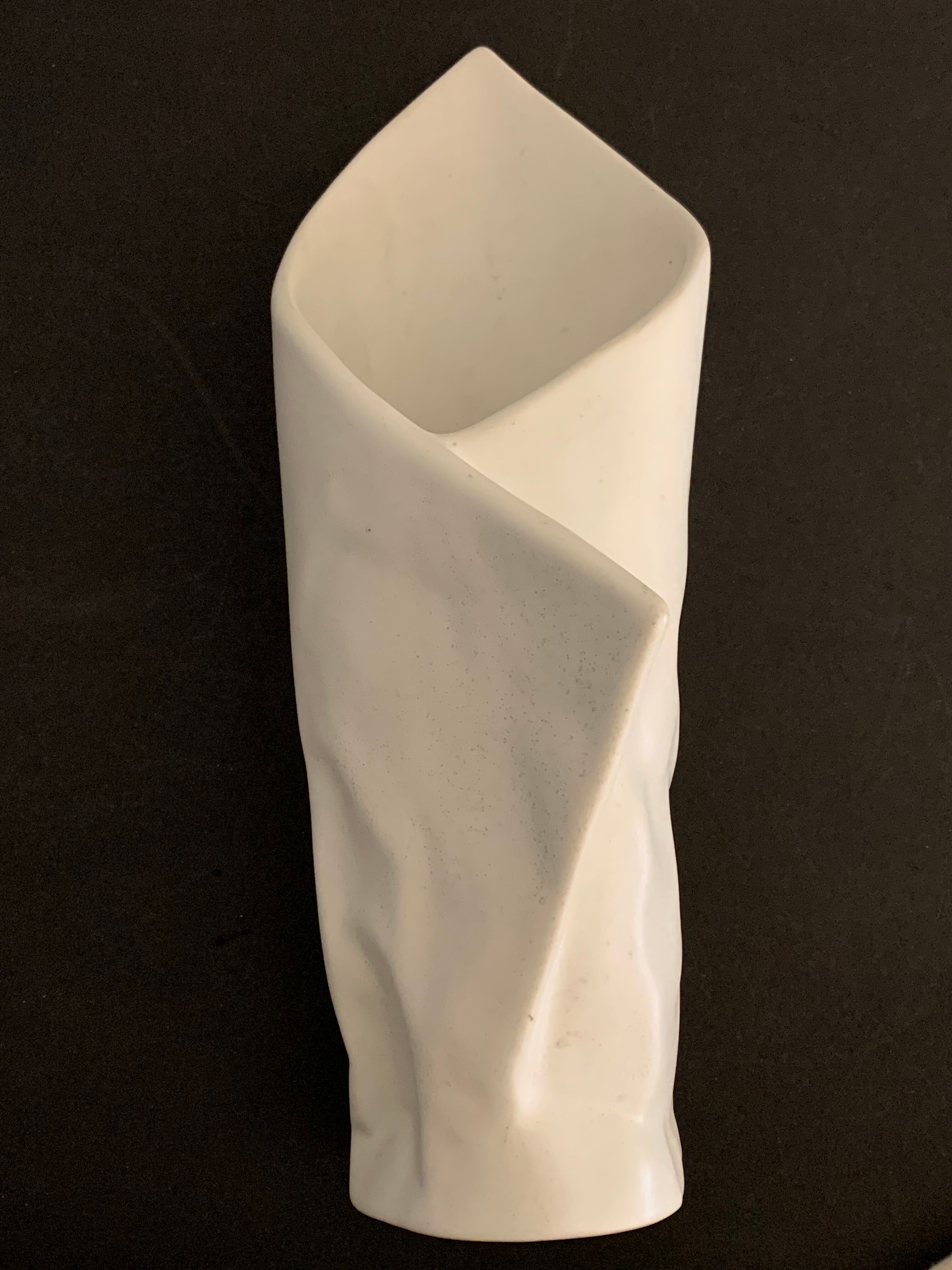 Carole Mc Nicoll white ceramic vase for Axis Design 1990