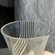 Vase en verre à décor géométrique
