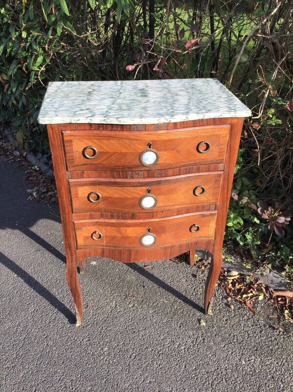 Petite commode