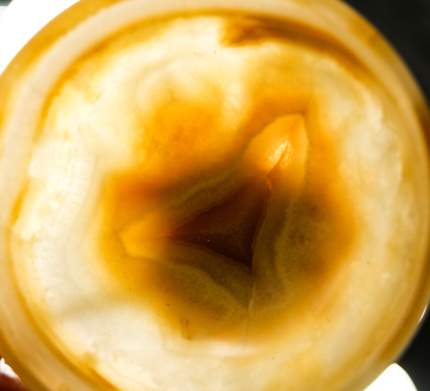 Set of 4 marble and brass espresso cups and saucers