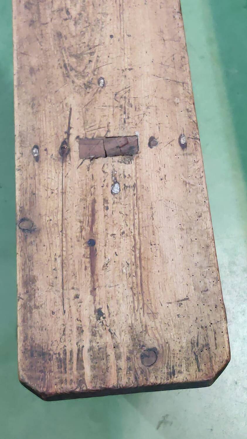 Early 20th century farmhouse table in fir and chestnut with benches