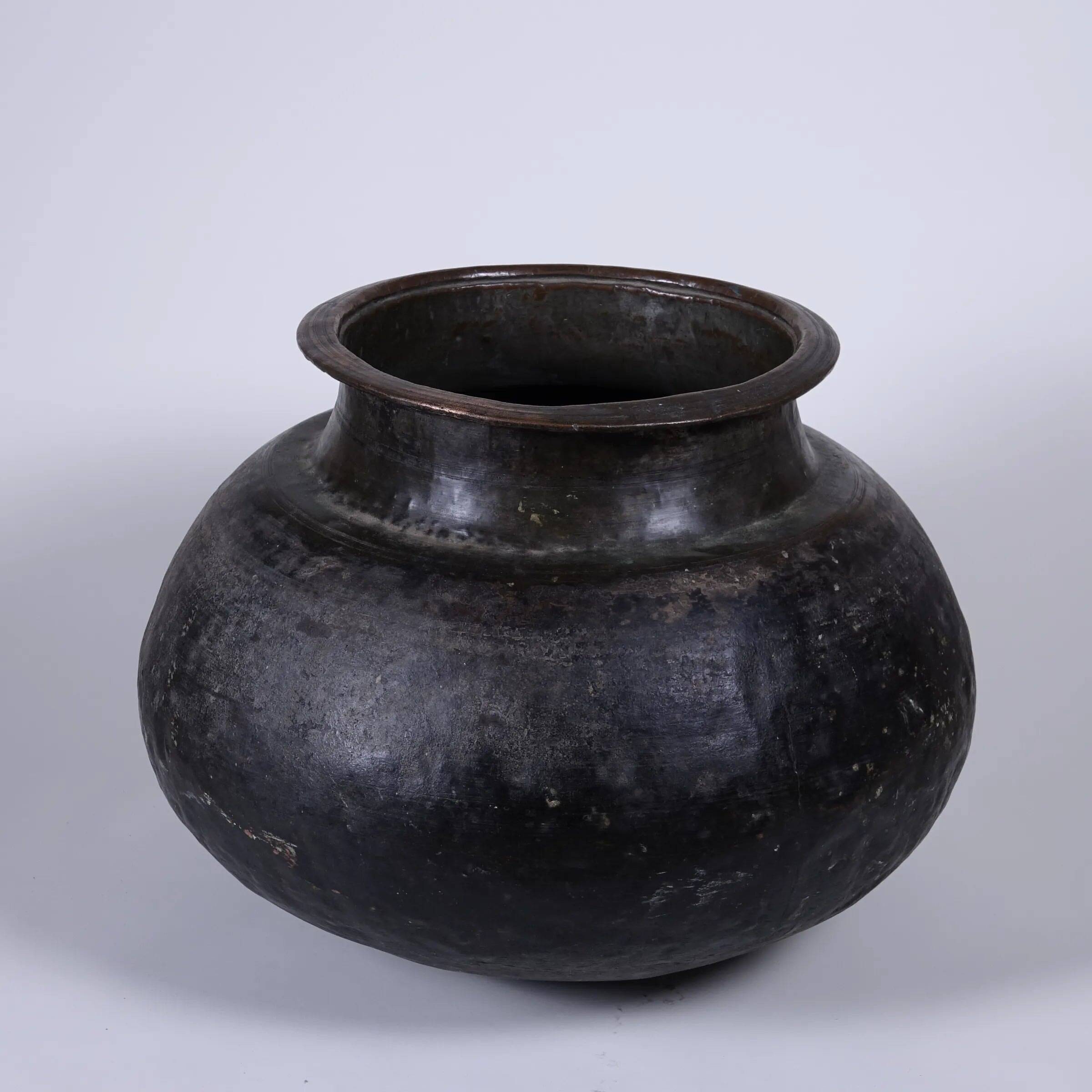 Tambe - Large patinated copper temple jar