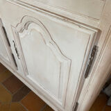 Sideboard called Picardy treats