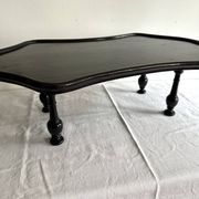 Presentation table of Napoleon III in black lacquered wood, 19th century.