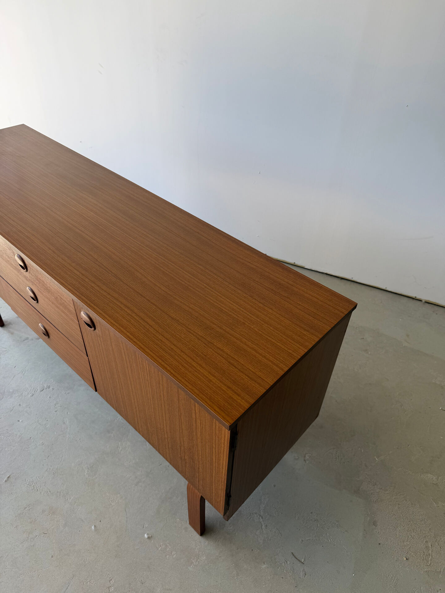 Teak sideboard with Scandinavian design by Schreiber from the 1970s.